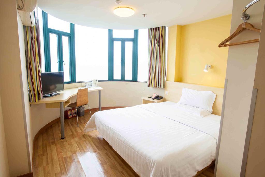 7Days Inn Laiwu Fengcheng West Street Экстерьер фото