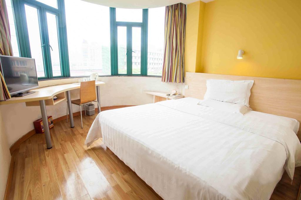 7Days Inn Laiwu Fengcheng West Street Экстерьер фото